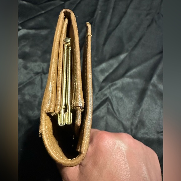 Celine Long Wallet Purse Macadamia Beige Super Clean authentic $1200.00 retail - Picture 3 of 14